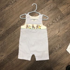 Baby outfit size 9-12 months